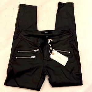 Brand New Harper Black Skinny Jeans